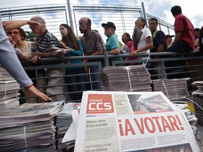 Veneçolans fent cua per votar aquest diumenge.