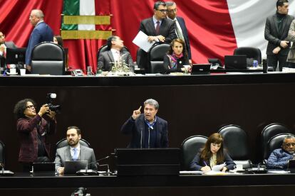 Ricardo Monreal durante la sesión ordinaria de la Cámara de Diputados.