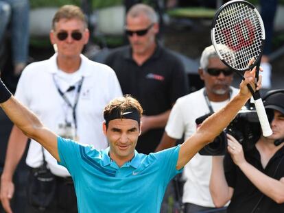 Roger Federer, tras derrotar al australiano Nick Kyrgios en las semifinales de Stuttgart este sábado.