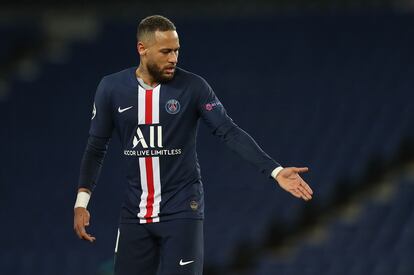 Neymar, durante el partido de la Champions League contra el Borussia Dortmund.