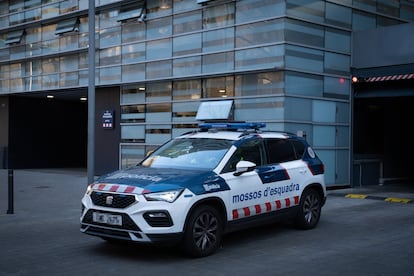 Un vehículo de los Mossos d'Esquadra en una foto de archivo.