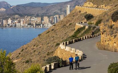 La Carretera de la Torre, a las afueras de Benidorm (Alicante).