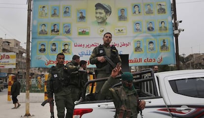 Fuerzas kurdas en Manbech (Siria), el 28 de marzo de 2018.