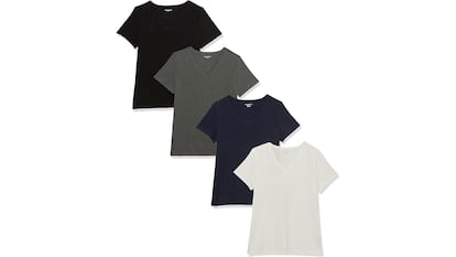 Women's short-sleeved T-shirt: the star garment for good weather.