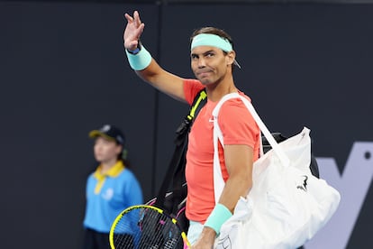 Rafa Nadal saluda tras el partido. 