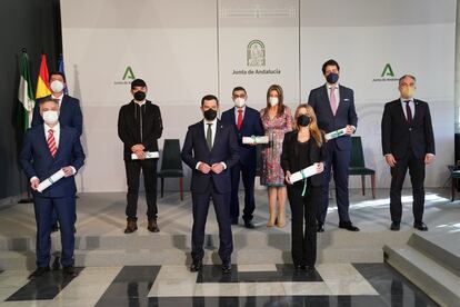 El presidente de la Junta, Juan Manuel Moreno, preside el acto de entrega de los Premios Andalucía de Periodismo 2020.