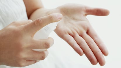 Esta loción reduce eficazmente el sudor. GETTY IMAGES.