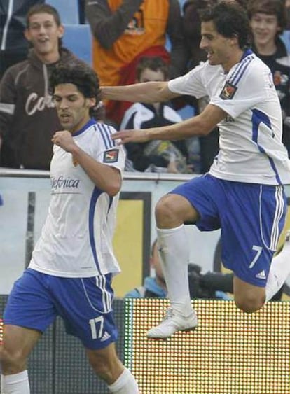 Lafita celebra el primer gol del Zaragoza.