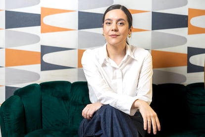 La cantante Valeria Castro, en Lolina Vintage Café, en Madrid.