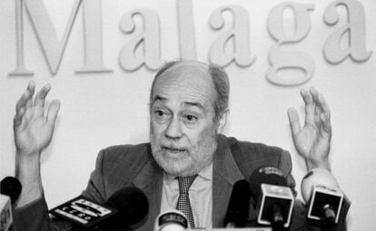 Eduardo Martín Toval, diputado socialista y candidato a la alcaldía de Málaga, en una imagen de 1995.