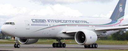 El Boeing 777 de la compañía ecuatoguineana Ceiba.