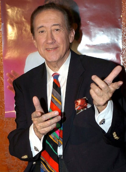 Luis Aguilé en 2004.