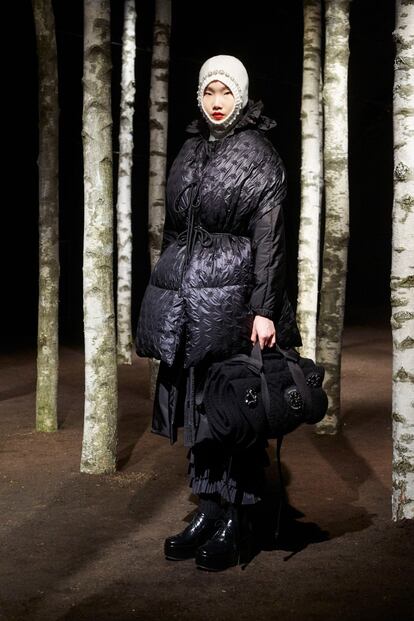 smag-moncler-5-simone-rocha-rf19-0122