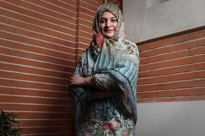 Hadiqa Bashir es de Pakistán y recibió una proposición de matrimonio cuando tenía 11 años. Sus padres querían aceptarla y ella, con el apoyo de su tío, les amenazó con llevarles a los tribunales. Así evitó un enlace que no quería y se convirtió en una activista contra esta práctica en su país.