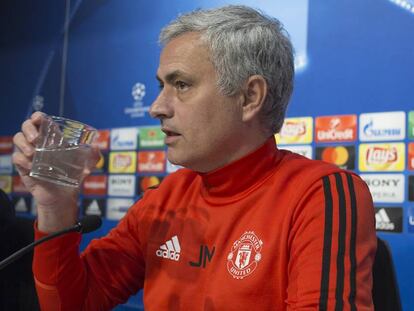 Mourinho, en la rueda de prensa en el S&aacute;nchez Pizju&aacute;n. 