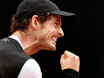 Andy Murray celebra su victoria ante Djokovic en Roma. 
