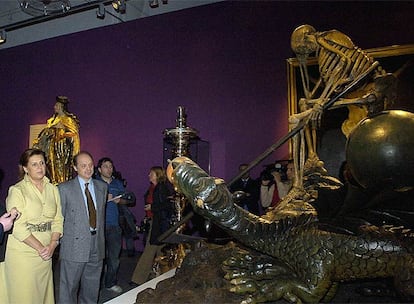 La consejera de Cultura, Rosa Torres, en la inauguración en Granada de la exposición <i>Teatro de Grandezas</i>.