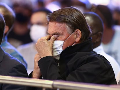 Jair Bolsonaro durante missa pelo dia de Nossa Senhora Aparecida, celebrado em 12 de outubro.