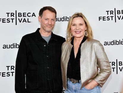 Kim Cattrall junto a su pareja, Russell Thomas, en un evento el pasado 14 de junio de 2023 en la ciudad de Nueva York. 