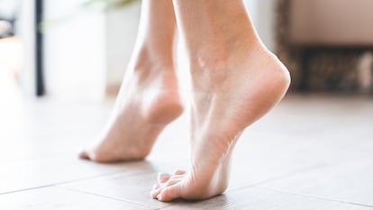 Estos calcetines nutritivos combaten la sequedad y las grietas en los pies.