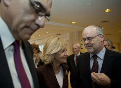 La vicepresidenta Salgado y el consejero Castells, el pasado 30 de mayo en Barcelona.