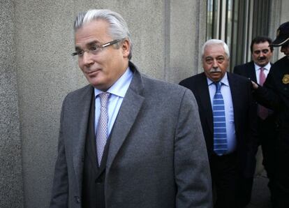 Garzón, a su llegada al Tribunal Supremo esta tarde.