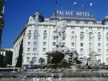 El centenario Hotel Palace se pone a la venta por 330 millones
