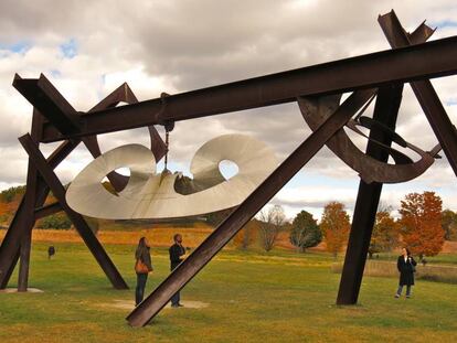 Escultura en el Storm King Art Center, un museo al aire libre en
 Cornwall (Nueva York). 