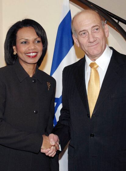 Condoleezza Rice se reúne con el primer ministro israelí Edhud Olmert en Jerusalem