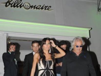 Flavio Briatore y su mujer, Isabella Gregoraci, en la nueva sede marbellí de su local, el Billionaire.