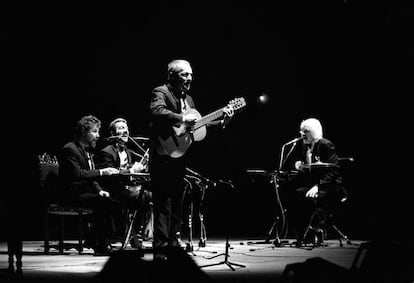 Actuación del grupo argentino 'Les Luthiers' en Madrid, el 29 de octubre de 1996.