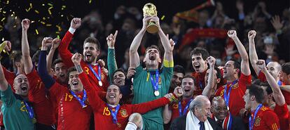 Los componentes de la selección española festejan su triunfo en el Mundial de Sudáfrica.