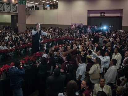 Marcelo Ebrard, durante el foro “¿Qué sigue para México, continuidad con cambio? ante cientos de simpatizantes reunidos en el World Trade Center.