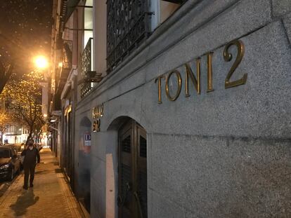 Entrada al bar Toni 2.