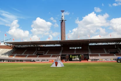 ¿Imaginas pernoctar en el césped de tu estadio favorito? En Holanda ya es una realidad.