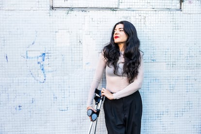 La periodista y podcaster Nerea Pérez de las Heras, el 10 de octubre en la Plaza de la Luna, en el centro de Madrid.