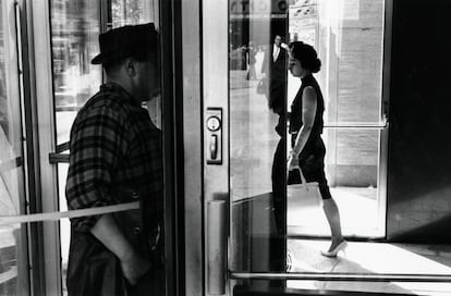 Una imagen de Lee Friedlander, Nueva York, 1963.