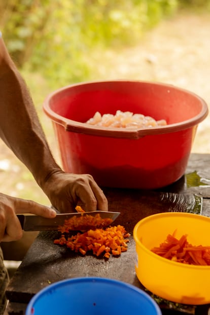Un ceviche de paiche preparado con ají dulce.