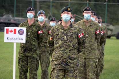 Tropas canadienses durante un ejercicio de entrenamiento