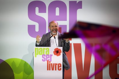 Rui Tavares interviene ante la prensa tras conocerse los resultados electorales, este domingo.