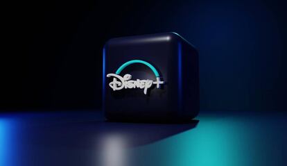 Logo de Disney+ con fondo