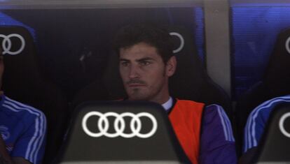 Casillas, en el banquillo.