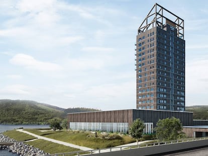 El edificio Mjøstårnet, con estructura de madera, en la ciudad de Brumunddal (Noruega).