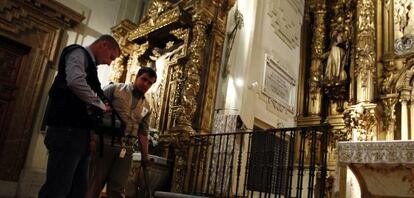 Trabajos realizados en abril dentro del convento madrileño para localizar los restos de Miguel de Cervantes.