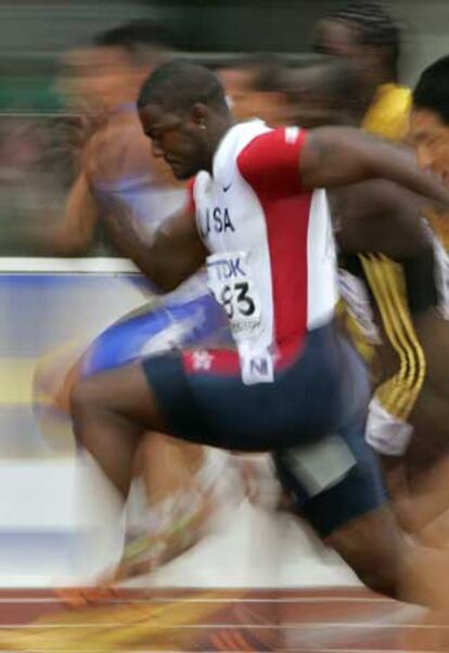 Gatlin, durante la carrera de ayer en la que se clasificó para las semifinales.