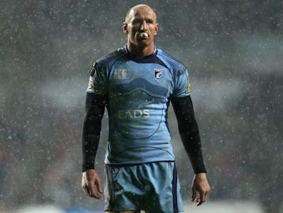 Gareth Thomas, con la camiseta de los Cardiff Blues, en un partido de 2010.