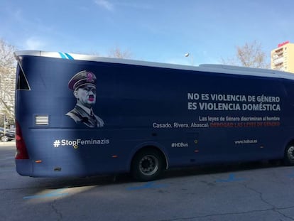 Autobús fletado por Hazte Oír para su campaña contra las leyes de violencia de género.