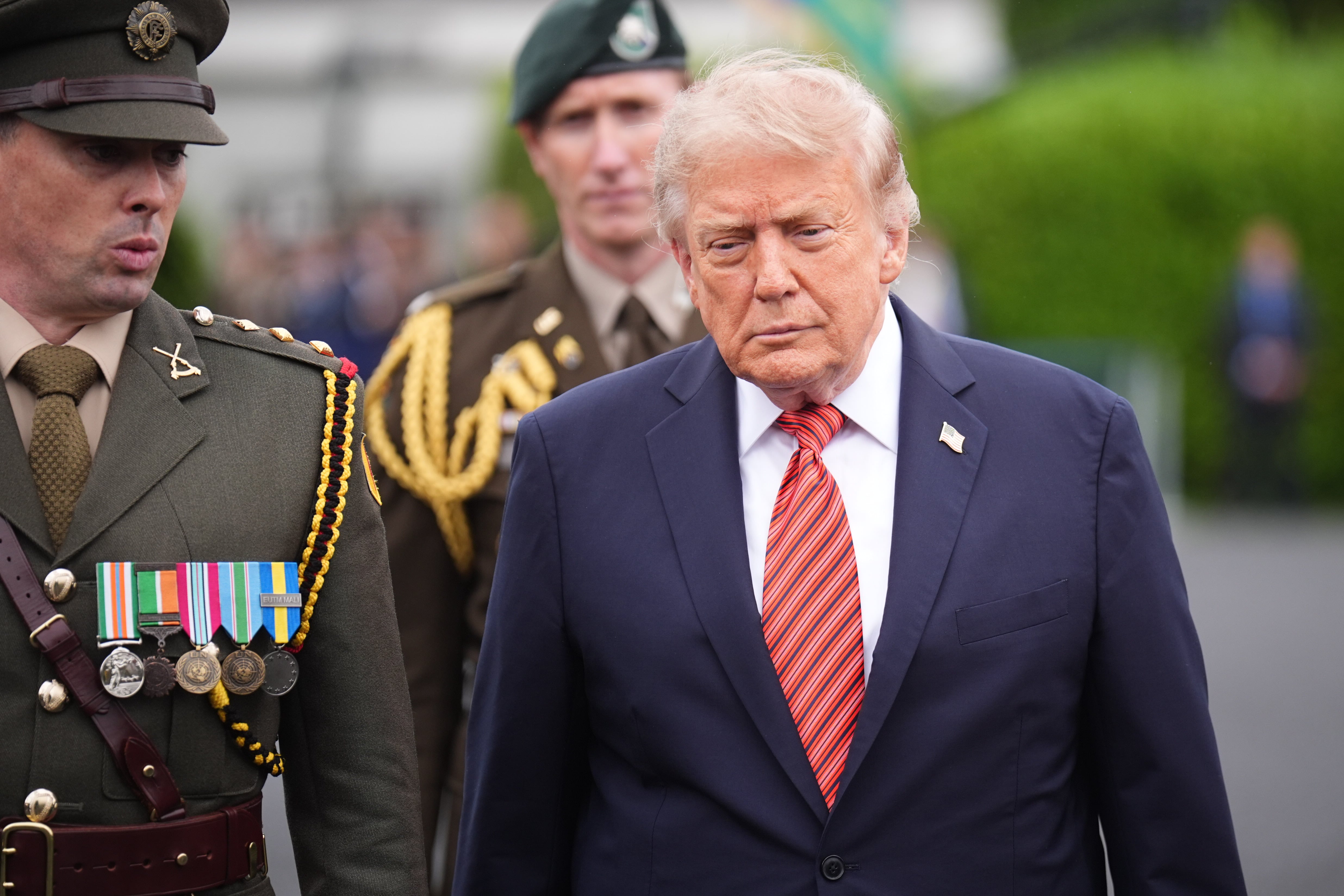 Trump se queda sin tiempo para rebajar el precio de la gasolina antes de las legislativas