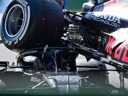 Detalle del accidente entre Max Verstappen y Lewis Hamilton.