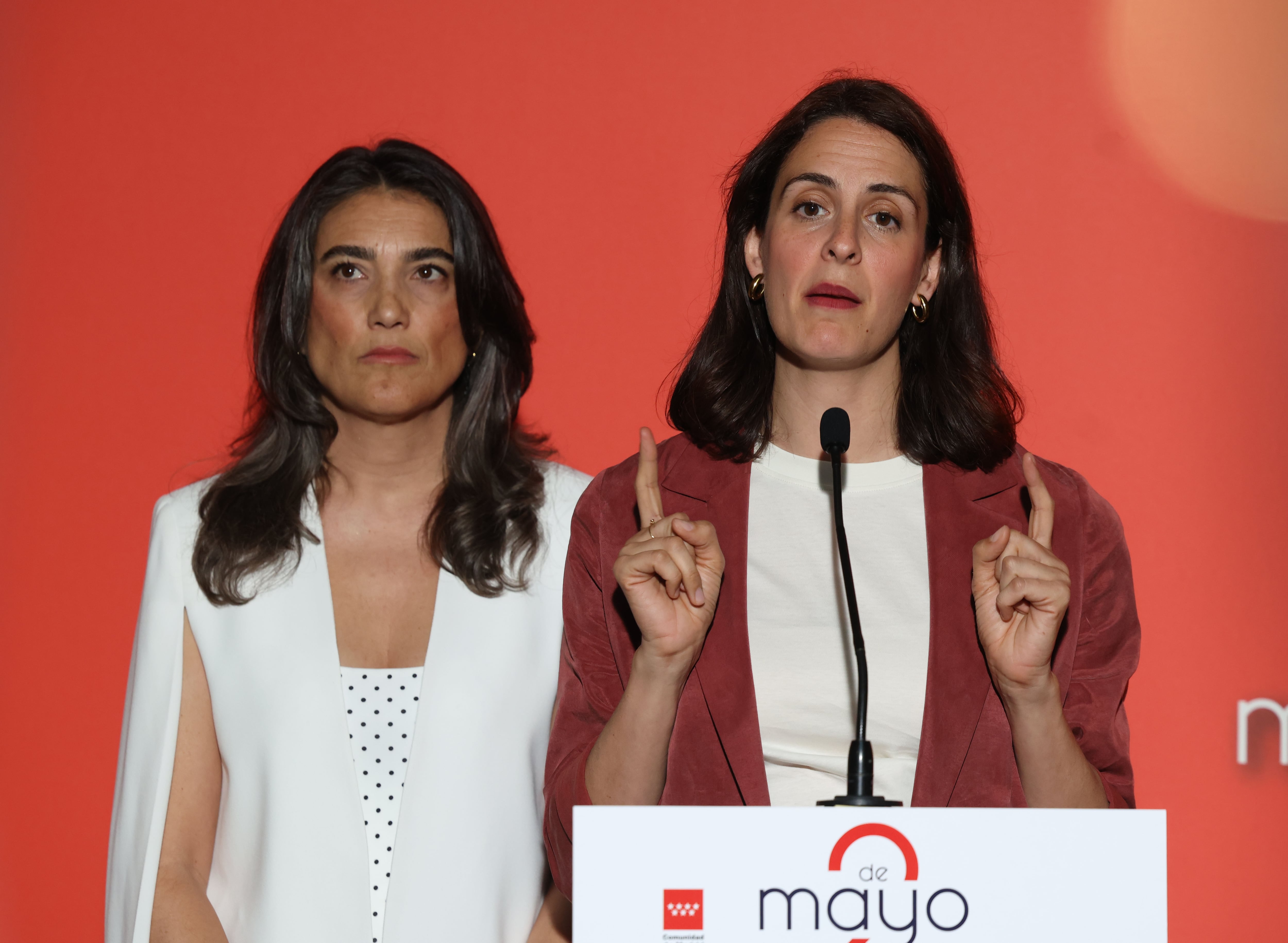 La portavoz de Más Madrid en la Asamblea de Madrid, Manuela Bergerot, y la portavoz de Más Madrid en el Ayuntamiento de Madrid, Rita Maestre.
